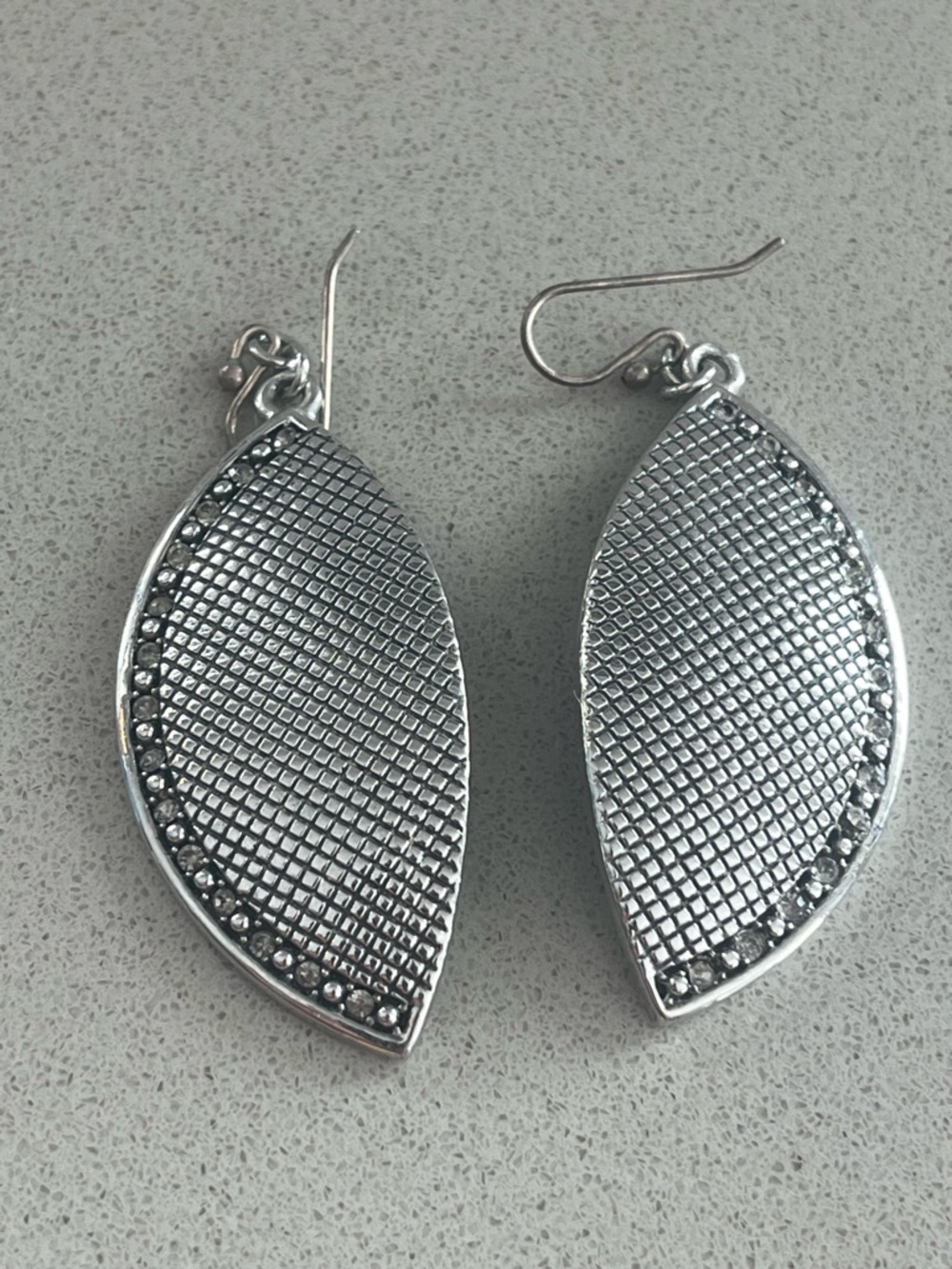 Marc By Marc Jacobs Silver Textured Marquise Dangle Earrings